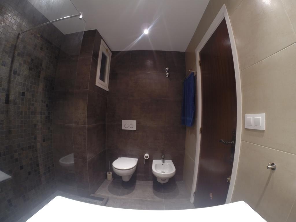 Apartament Belvedere Roses Szoba fotó